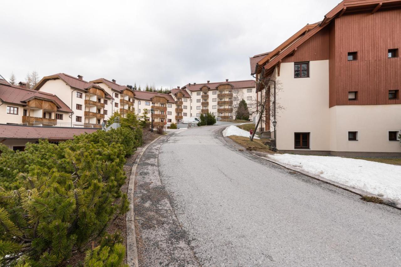 Ferienapartment Kanzelhoehe An Der Skipiste Kanzelhohe Εξωτερικό φωτογραφία